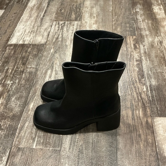 Sun + Stone Elegant Black Women's Ankle Boots Size 9.5 - Picture 9 of 16